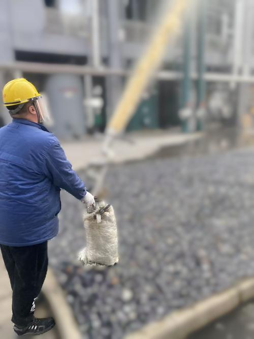 正丹股份積極開展均四甲苯車間火災應急演練，提升安全生產能力